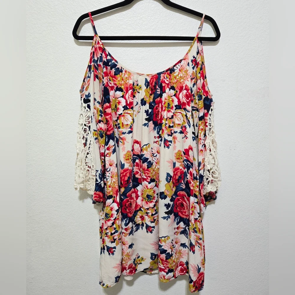 Umgee Floral Cold Shoulder Tunic Mini Dress Crochet Lace Sleeves Size Medium - Picture 2 of 11